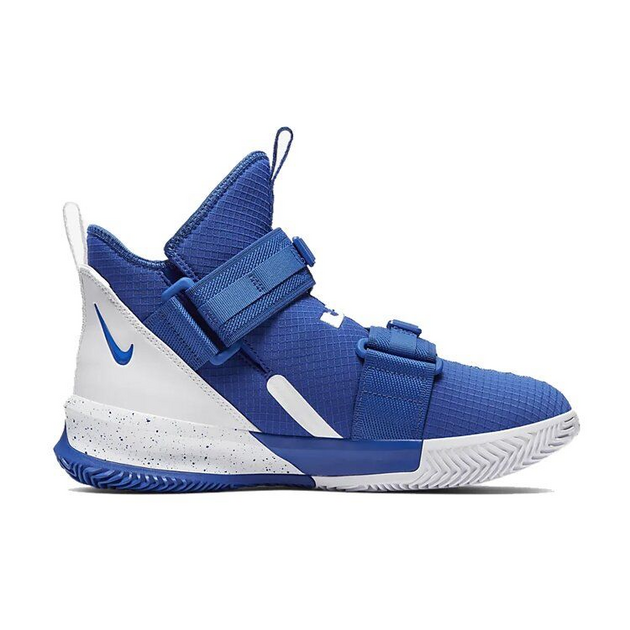 Nike Zoom Soldier 13