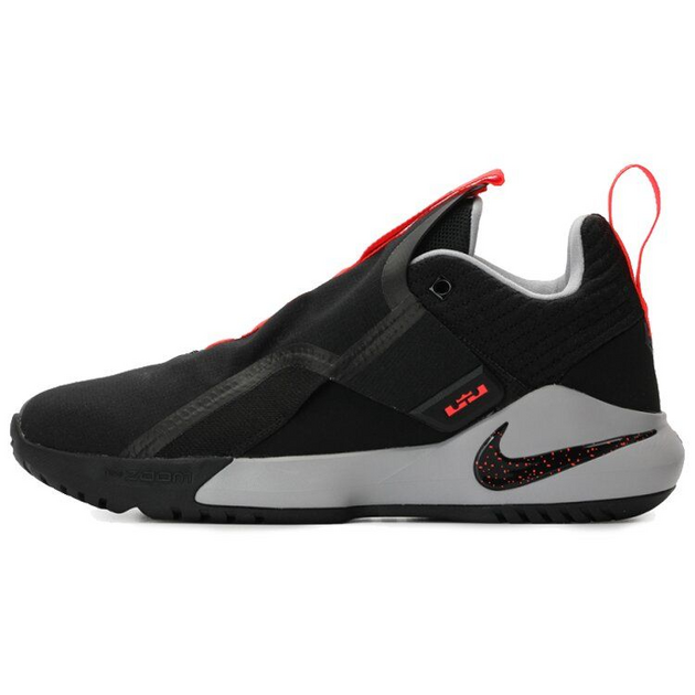 Nike Ambassador 11