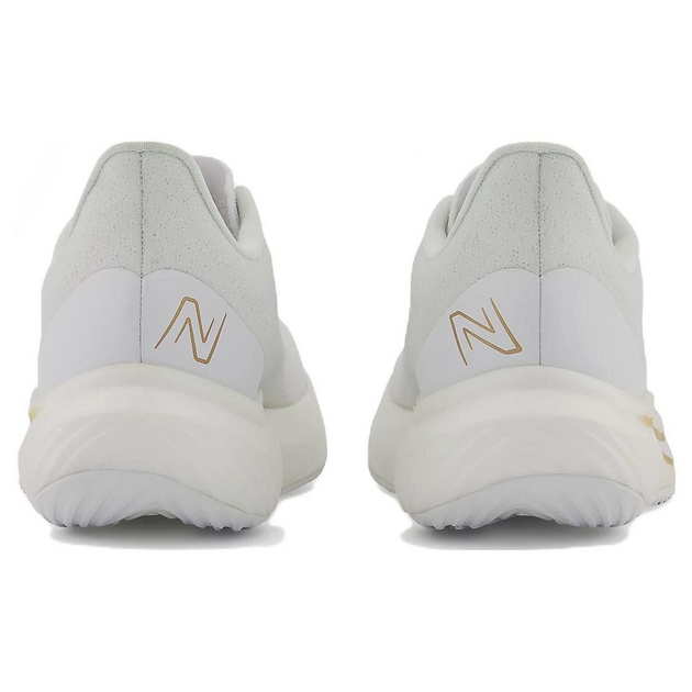 New Balance Rebel V3
