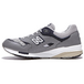 New Balance 1600