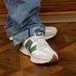 New Balance 327