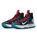 Nike Witness 4